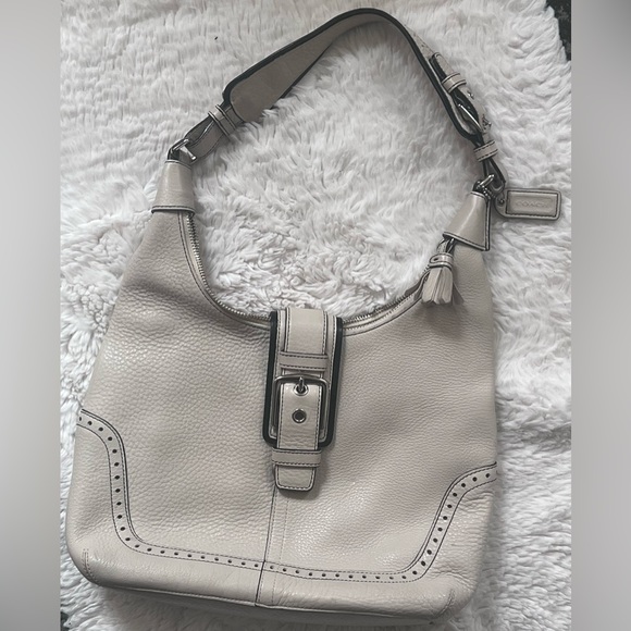 Coach - Picture 9 of 10